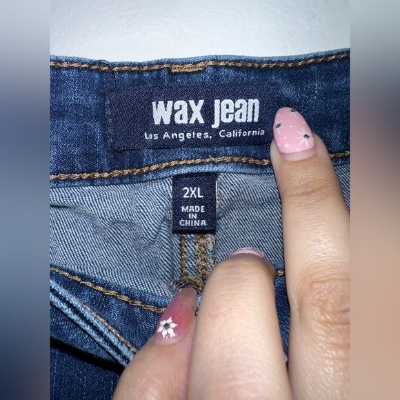 Wax, jean shorts, stretchy, 2XL - Picture 2 of 3